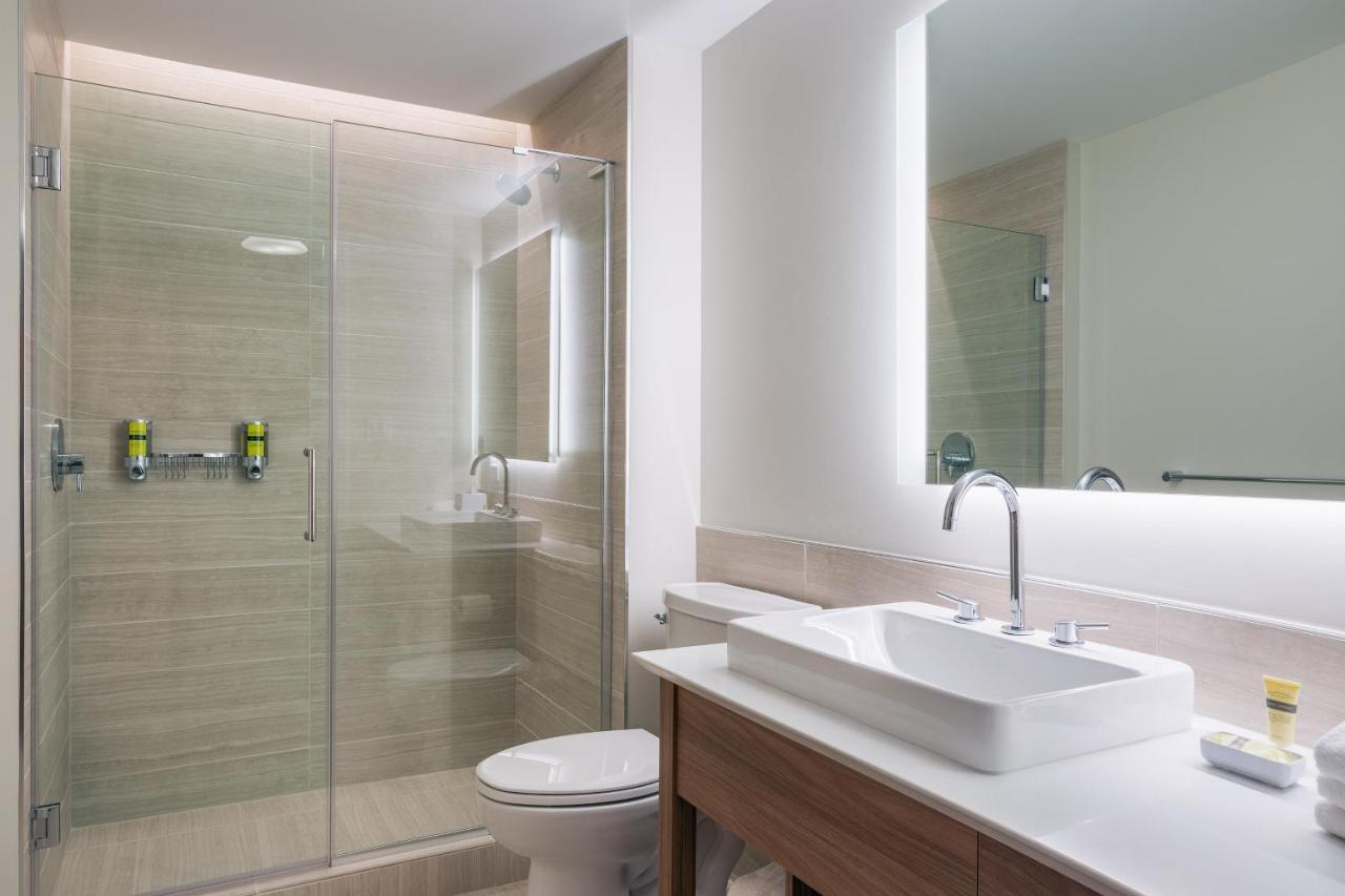 Element Denver Downtown East מראה חיצוני תמונה