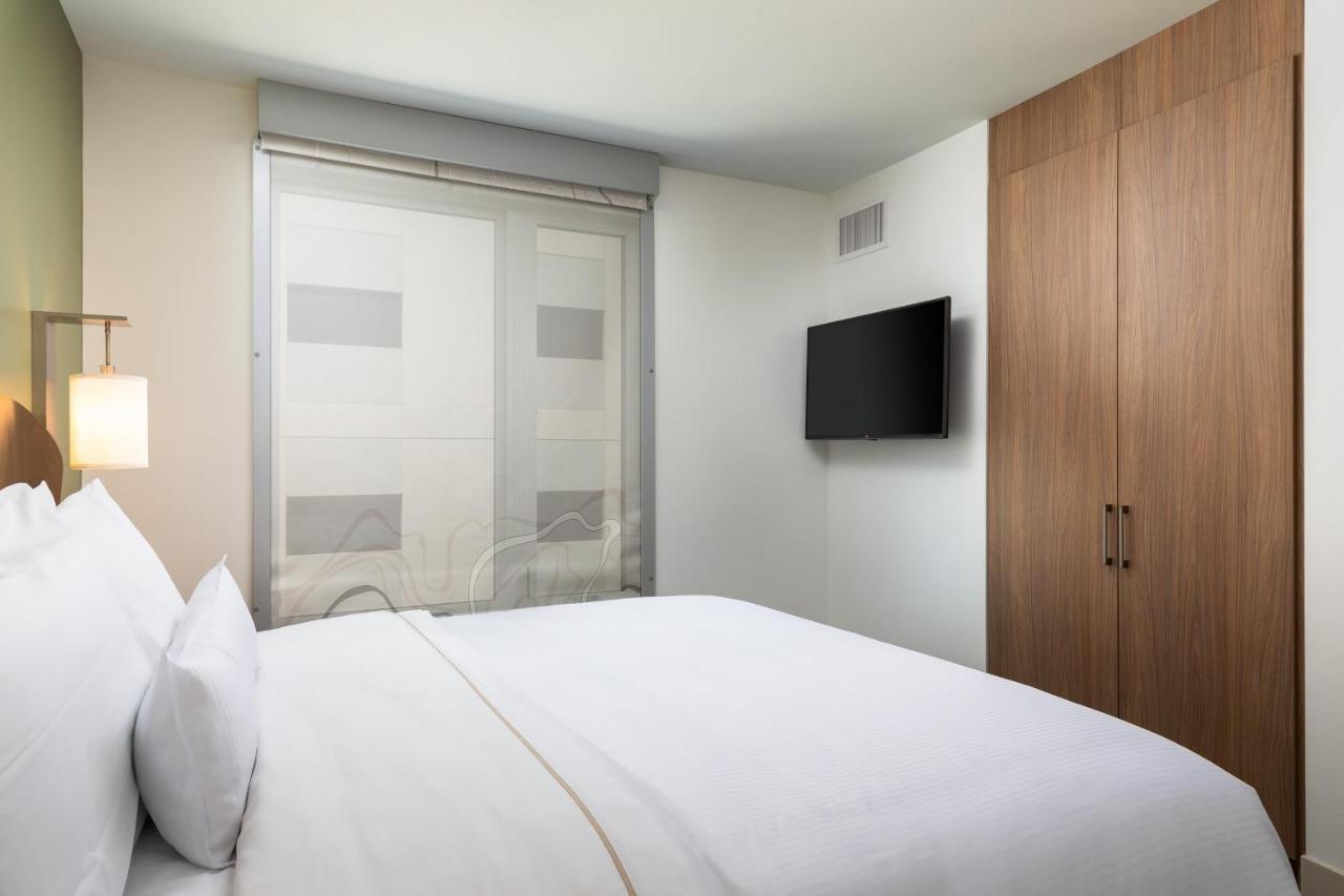 Element Denver Downtown East מראה חיצוני תמונה