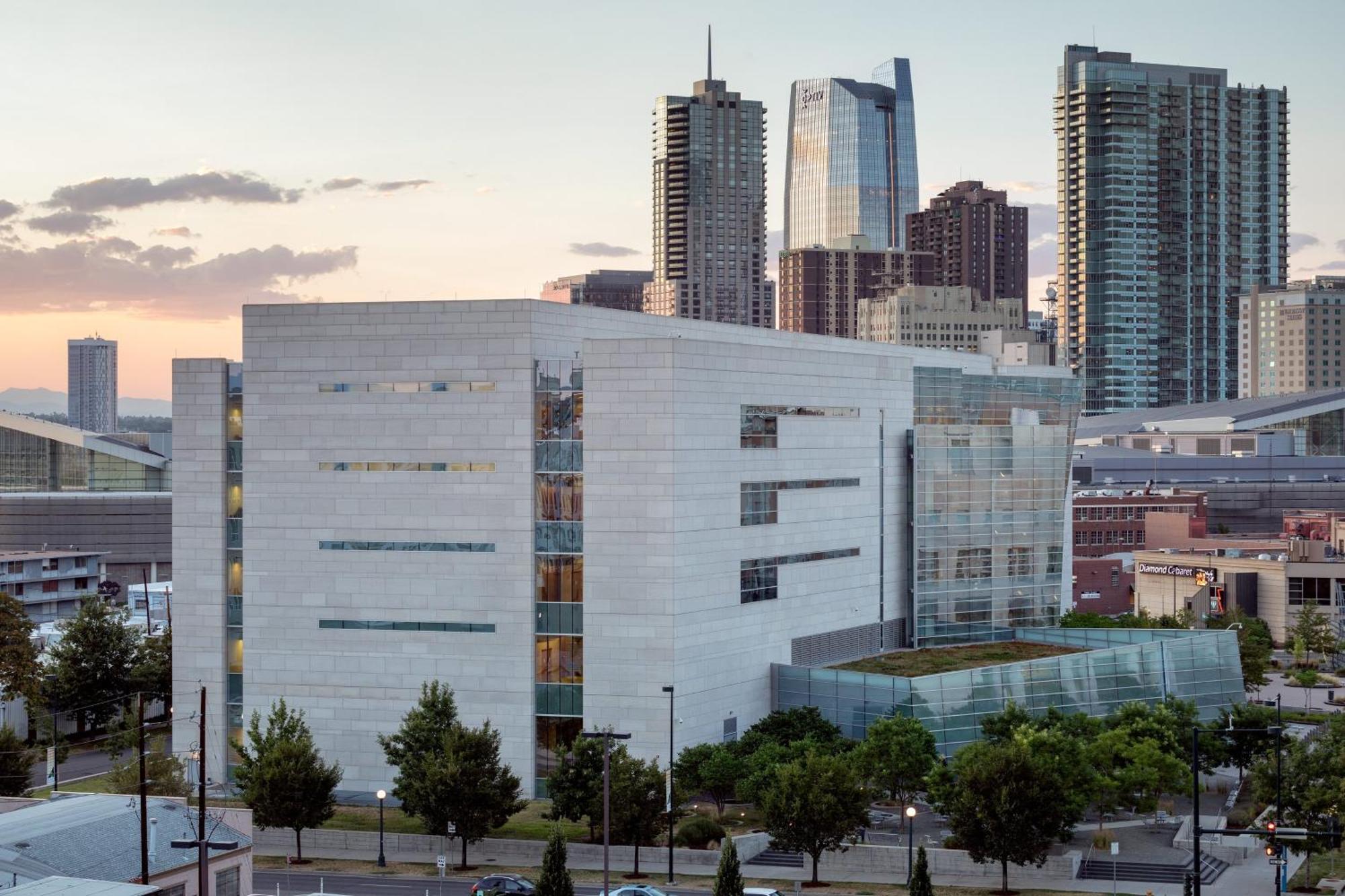 Element Denver Downtown East מראה חיצוני תמונה