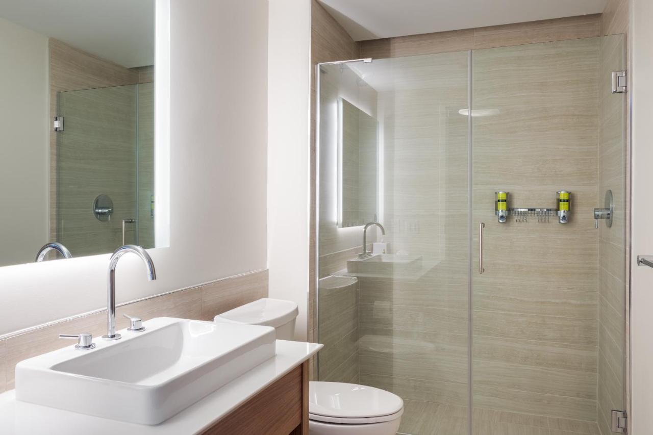 Element Denver Downtown East מראה חיצוני תמונה